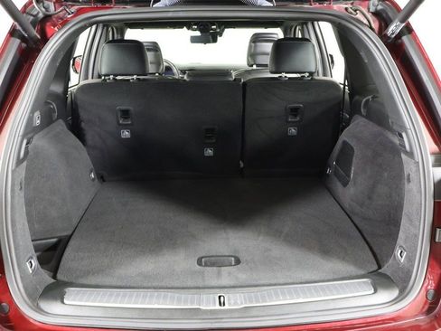 Used 2023 Jeep Grand Cherokee Overland w/ Adv Protech Group III image 24