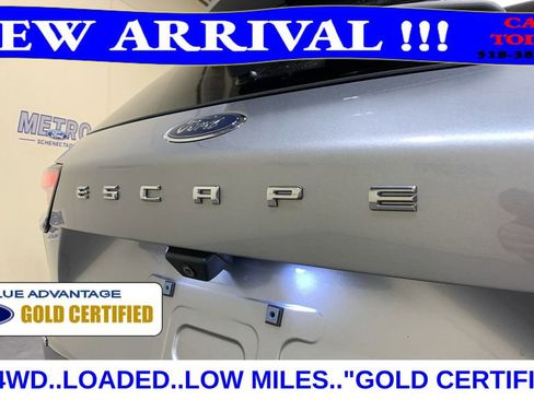 Used 2021 Ford Escape SE image 16