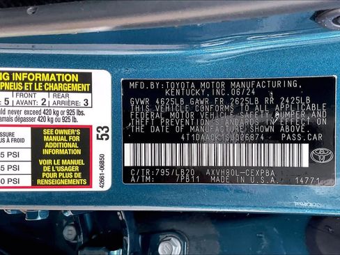 Used 2025 Toyota Camry XSE FWD image 33