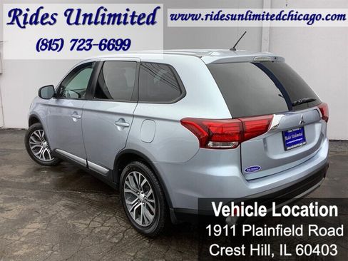 Used 2016 Mitsubishi Outlander ES image 3
