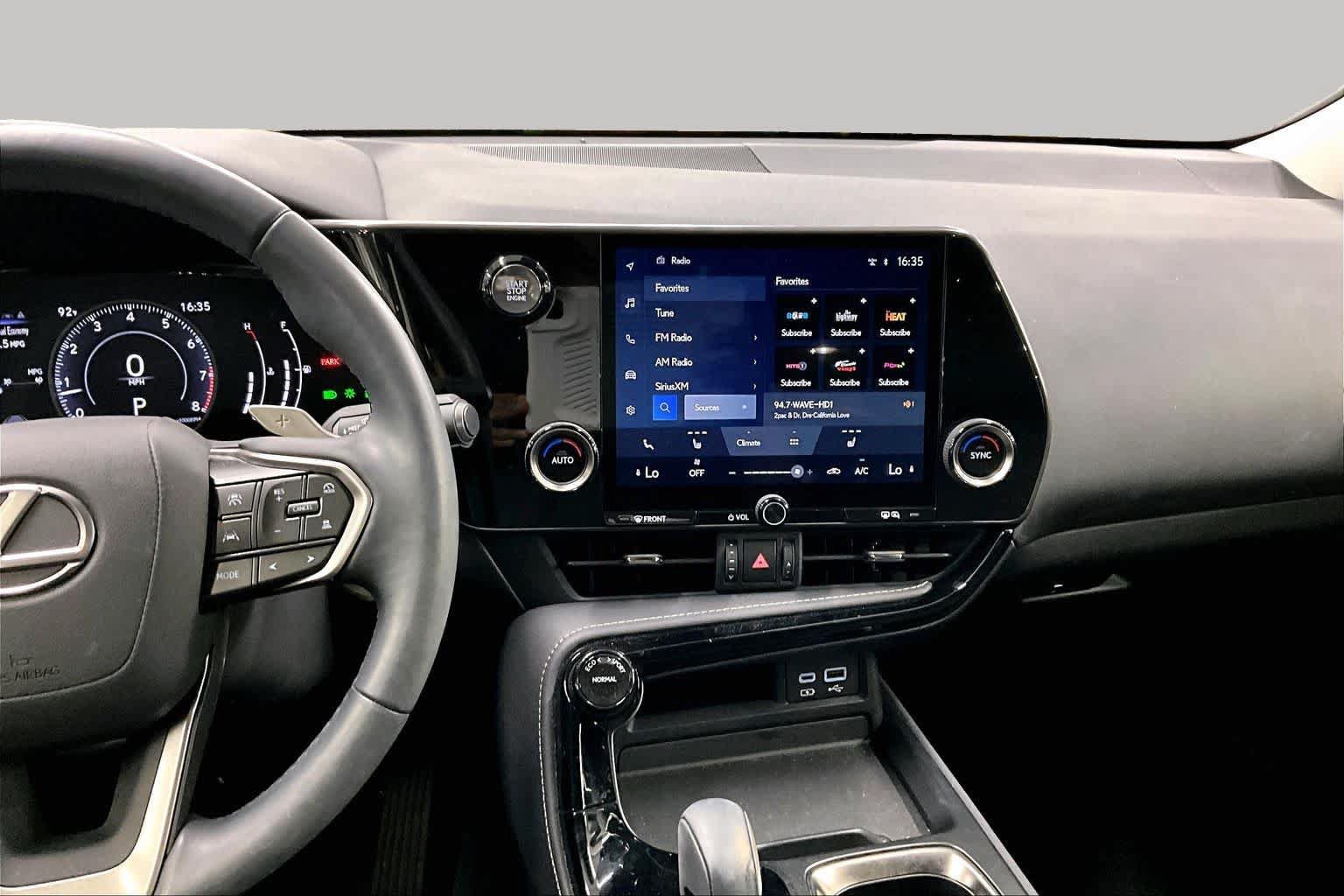 Used 2024 Lexus NX 250 FWD image 6