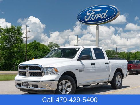 Used 2023 RAM 1500 Classic SLT AWD/4WD image 1
