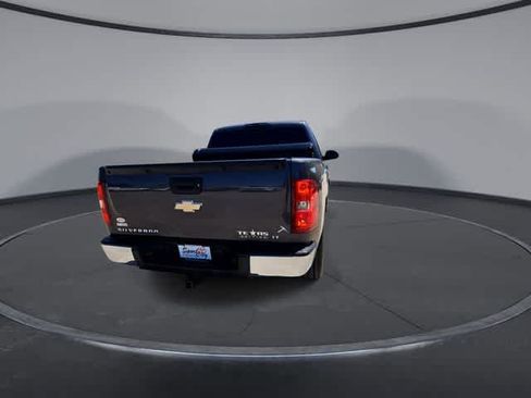 Used 2010 Chevrolet Silverado 1500 LT w/ Texas Edition RWD image 7