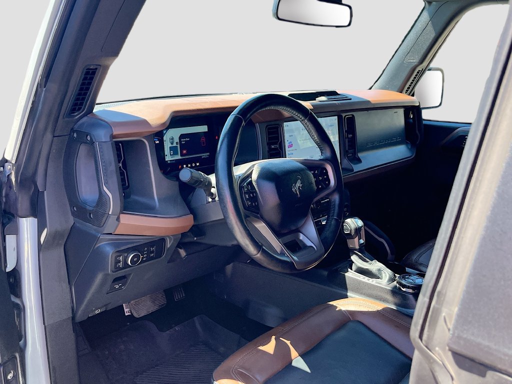Used 2024 Ford Bronco Outer Banks AWD/4WD image 9