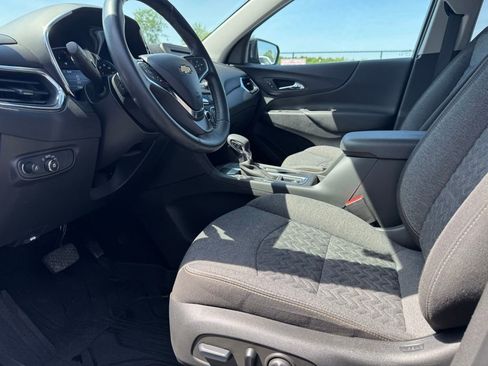 Used 2024 Chevrolet Equinox LT w/ LPO, Floor Liner Package FWD image 25