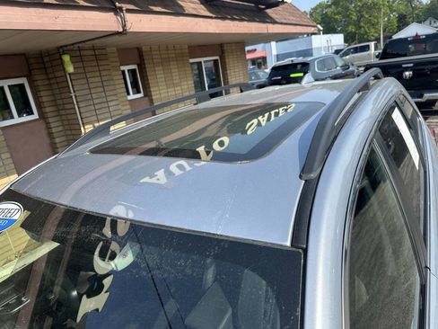 Used 2020 Subaru Forester Limited image 5