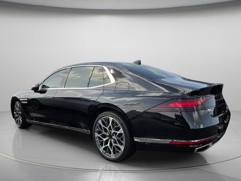 Used 2025 Genesis G90 3.5T AWD/4WD image 4
