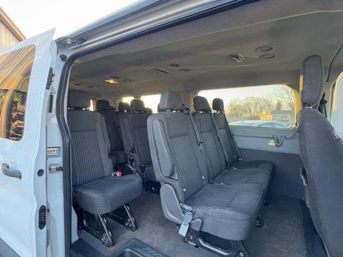 Used 2017 Ford Transit 350 XLT image 13