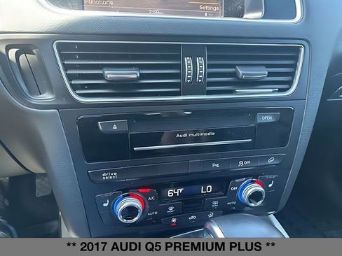 Used 2017 Audi Q5 2.0T Premium Plus w/ Technology Package AWD/4WD image 8