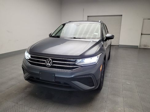 Used 2022 Volkswagen Tiguan SE image 15