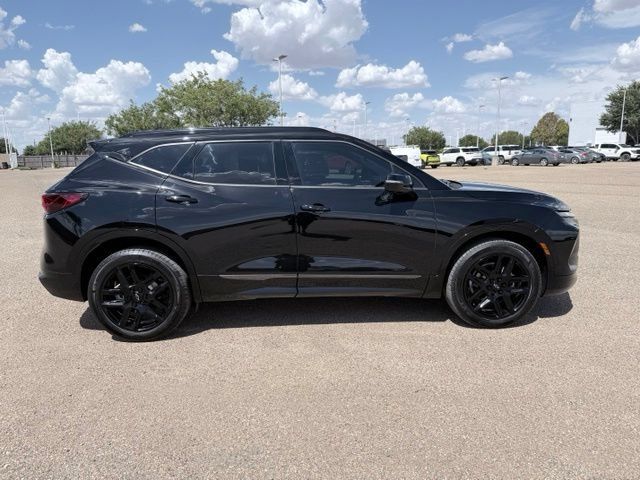 Used 2025 Chevrolet Blazer RS w/ Driver Confidence II Package AWD/4WD image 4