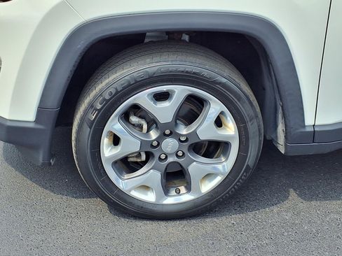 Used 2018 Jeep Compass Limited AWD/4WD image 26