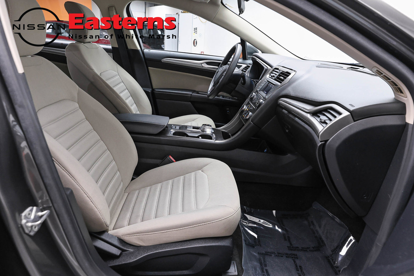 Used 2018 Ford Fusion S FWD image 23
