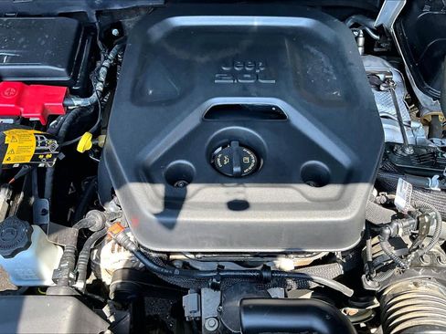 Used 2023 Jeep Wrangler Unlimited Sport AWD/4WD image 33