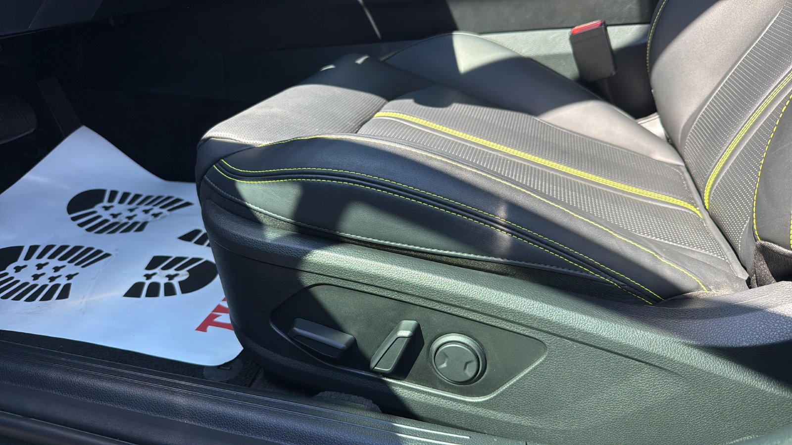 Used 2025 Kia K5 GT FWD image 10