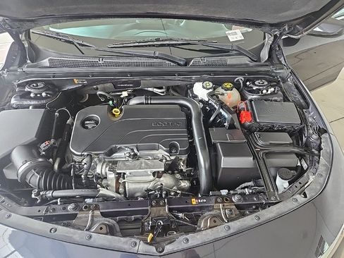 Used 2023 Chevrolet Malibu LT image 40