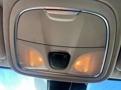 Used 2015 Chrysler 200 C w/ Navigation & Sound Group I image 21