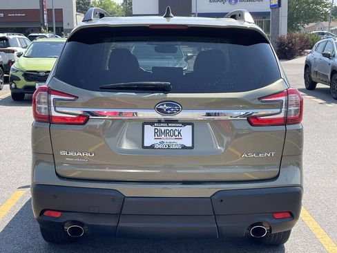 Used 2023 Subaru Ascent Premium w/ Convenience Package AWD/4WD image 6