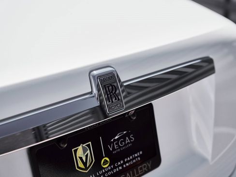 Used 2022 Rolls-Royce Ghost w/ Ghost Package image 12