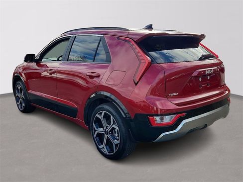 Certified 2024 Kia Niro EX Touring image 4