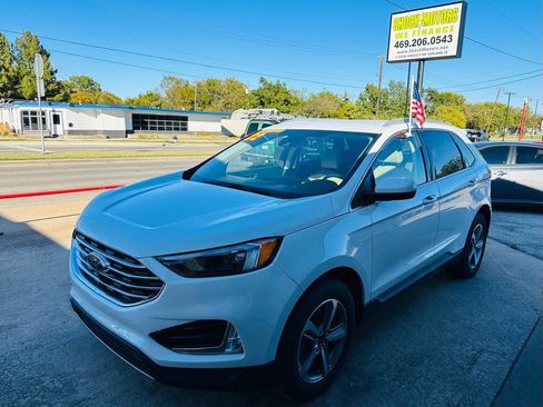 Used 2022 Ford Edge SEL w/ Convenience Package image 1