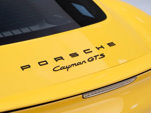Certified 2016 Porsche Cayman GTS image 14