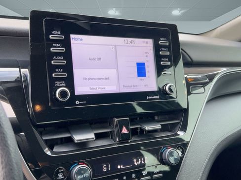 Used 2023 Toyota Camry LE image 23