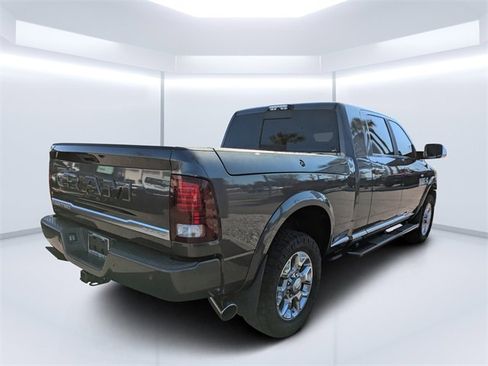 Used 2018 RAM 2500 Limited image 3