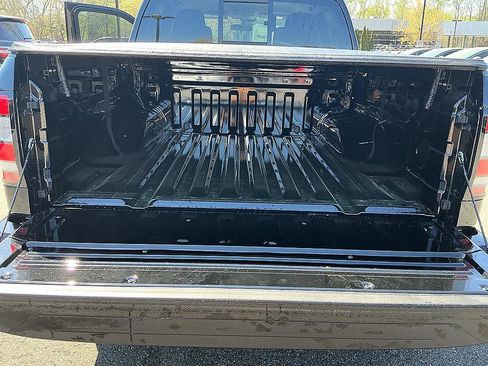 New 2026 Nissan Frontier SV image 25