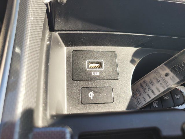 Used 2023 Hyundai Santa Fe SEL AWD/4WD image 25