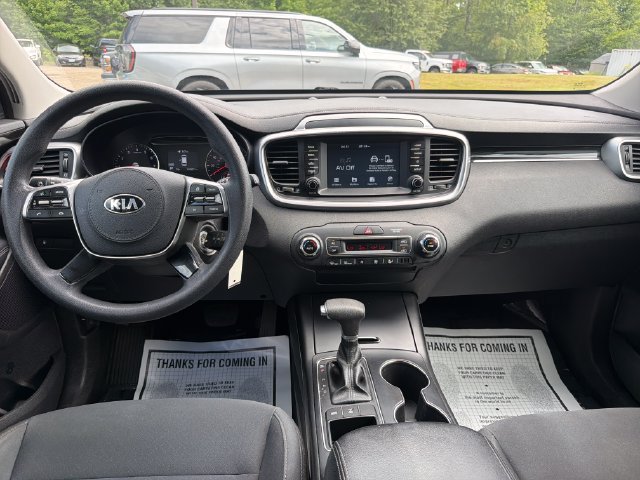 Used 2019 Kia Sorento AWD V6 image 14