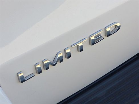 Used 2019 Ford Expedition Limited w/ Equipment Group 302A image 10