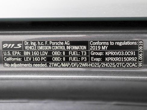 Used 2019 Porsche 911 Carrera S RWD image 38