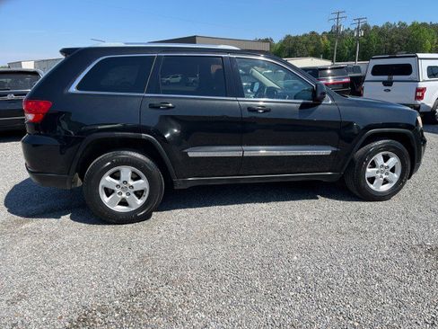 Used 2012 Jeep Grand Cherokee Laredo w/ Laredo E Group image 6