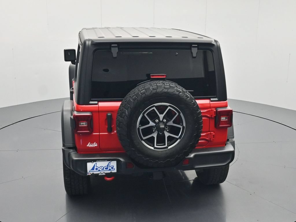 Used 2024 Jeep Wrangler Unlimited Rubicon AWD/4WD image 32