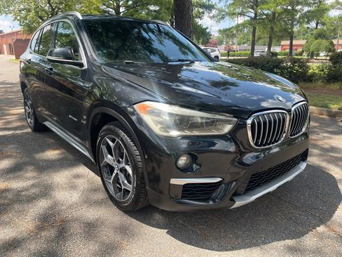 Used 2017 BMW X1 sDrive28i FWD image 7