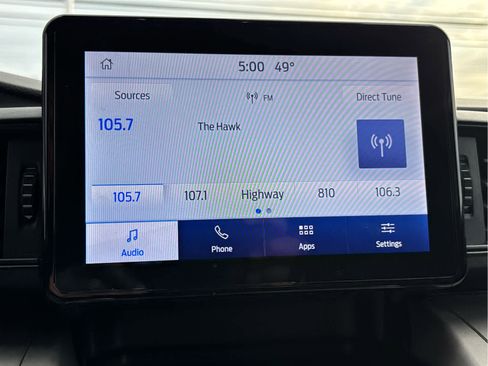 Used 2023 Ford Explorer XLT image 13