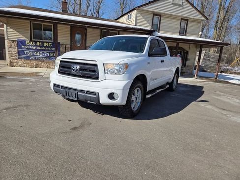 Used 2010 Toyota Tundra 2WD Double Cab image 1