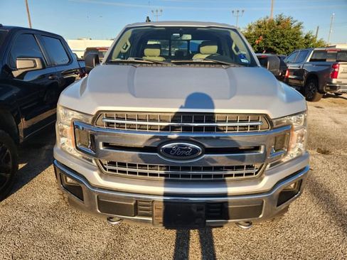 Used 2019 Ford F150 XLT w/ Equipment Group 302A Luxury AWD/4WD image 2