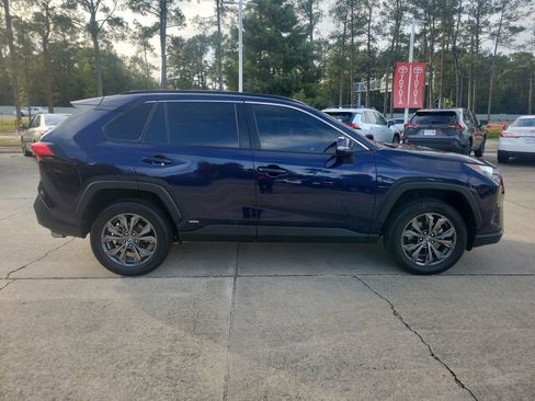 Certified 2023 Toyota RAV4 XLE Premium image 8