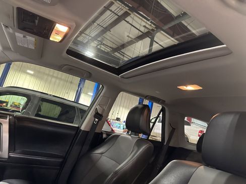 Used 2016 Toyota 4Runner SR5 image 15