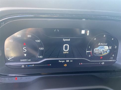 Certified 2022 GMC Yukon Denali w/ Denali Premium Package image 12