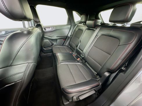 Used 2024 Ford Escape ST-Line image 26