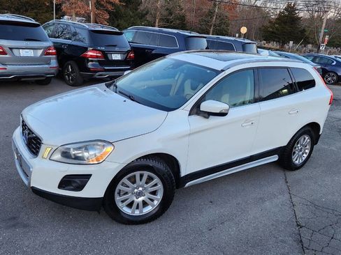 Used 2010 Volvo XC60 T6 image 2