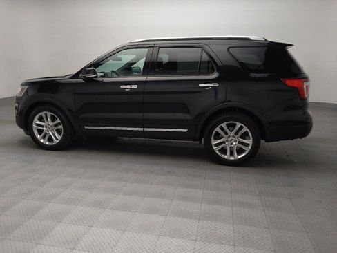 Used 2017 Ford Explorer Limited image 3