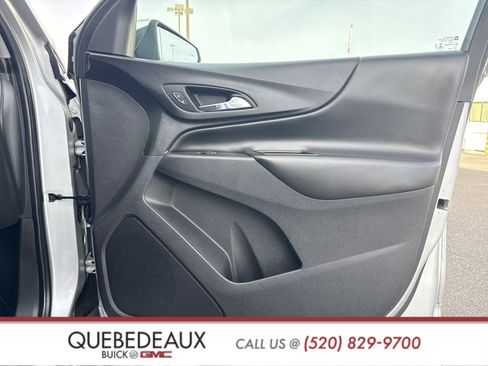 Used 2020 Chevrolet Equinox LT image 29