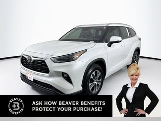 Certified 2023 Toyota Highlander XLE video 1