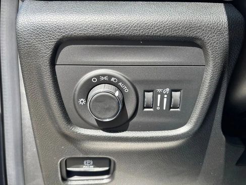 New 2026 Jeep Grand Cherokee Laredo AWD/4WD image 13