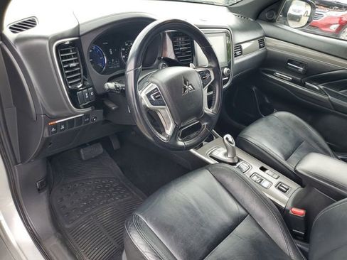 Used 2022 Mitsubishi Outlander GT AWD/4WD image 6