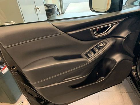 Used 2020 Subaru Forester Premium image 4